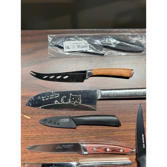Assorted Kitchen Knife Lot - Mixed Brands, Some New, Mostly Used - Picture 5 of 7